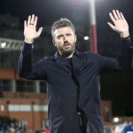 Майкл Каррик извиняется перед болельщиками после матча с «Комо»